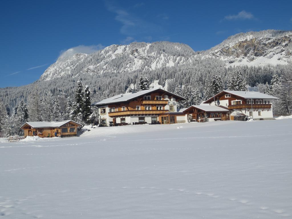 Hotel Tyroler Hof Grän Exterior foto
